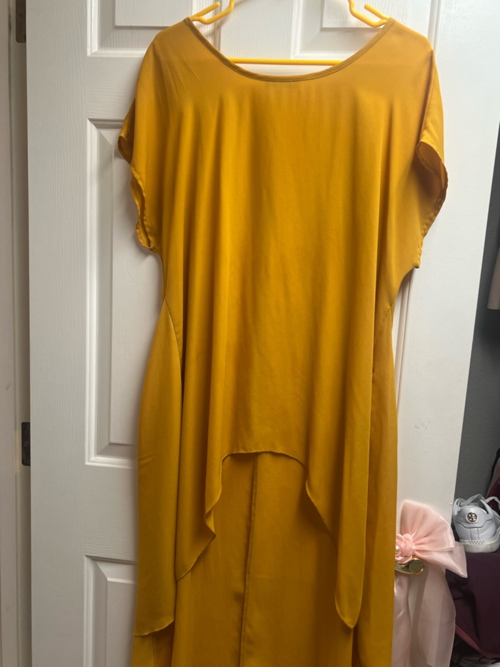 4 for $40.. different train like dresses